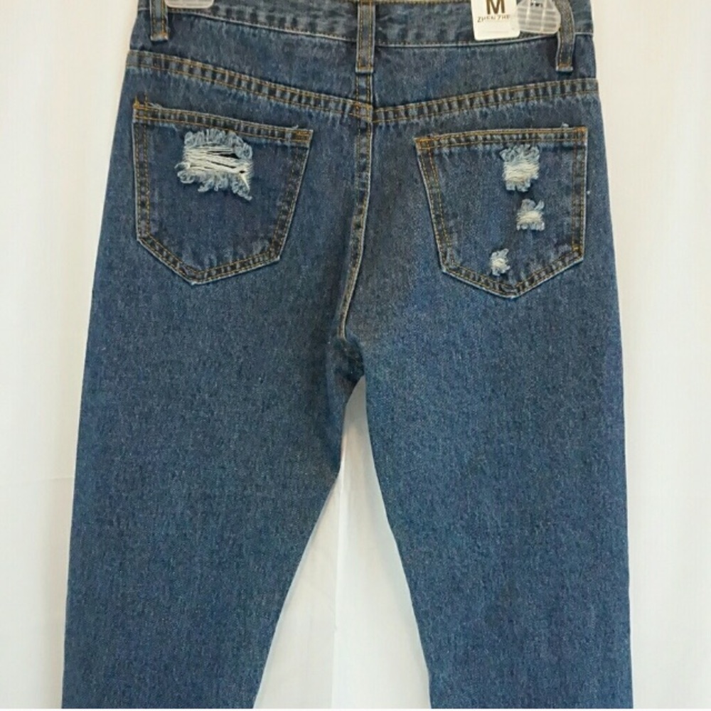 Distressed High Rise Jeans - Picture 5 of 5